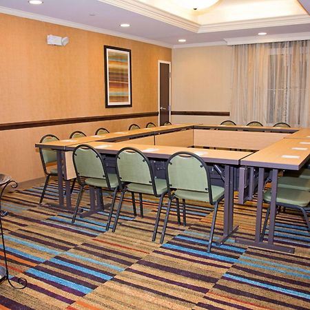 Fairfield Inn & Suites Butler Buitenkant foto